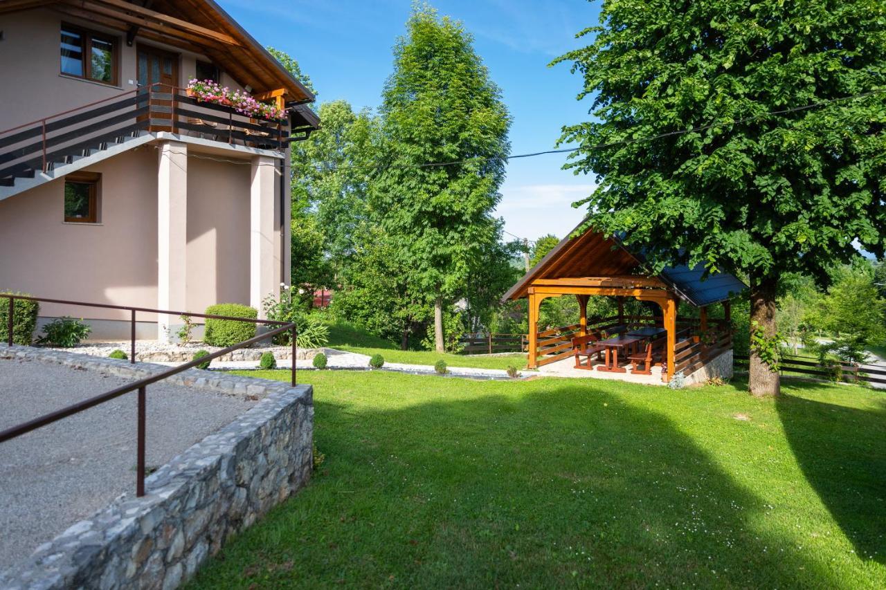 Apartment Sara Rakovica Luaran gambar