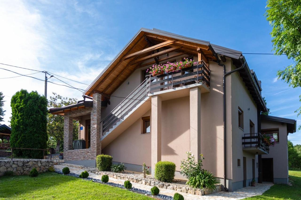 Apartment Sara Rakovica Luaran gambar